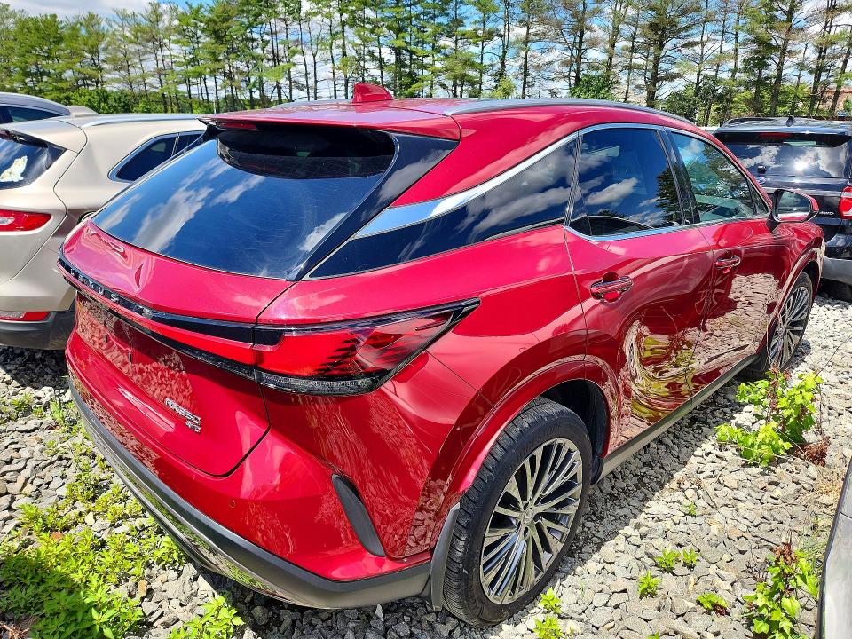 2024 Lexus Rx 350 VIN 2T2BAMCA4RC069760 COPART salvage auction — VANDALISM, NJ - CERT OF TITLE-SALVAGE, sold $35,250 on 2026-07-29 (photo 3)