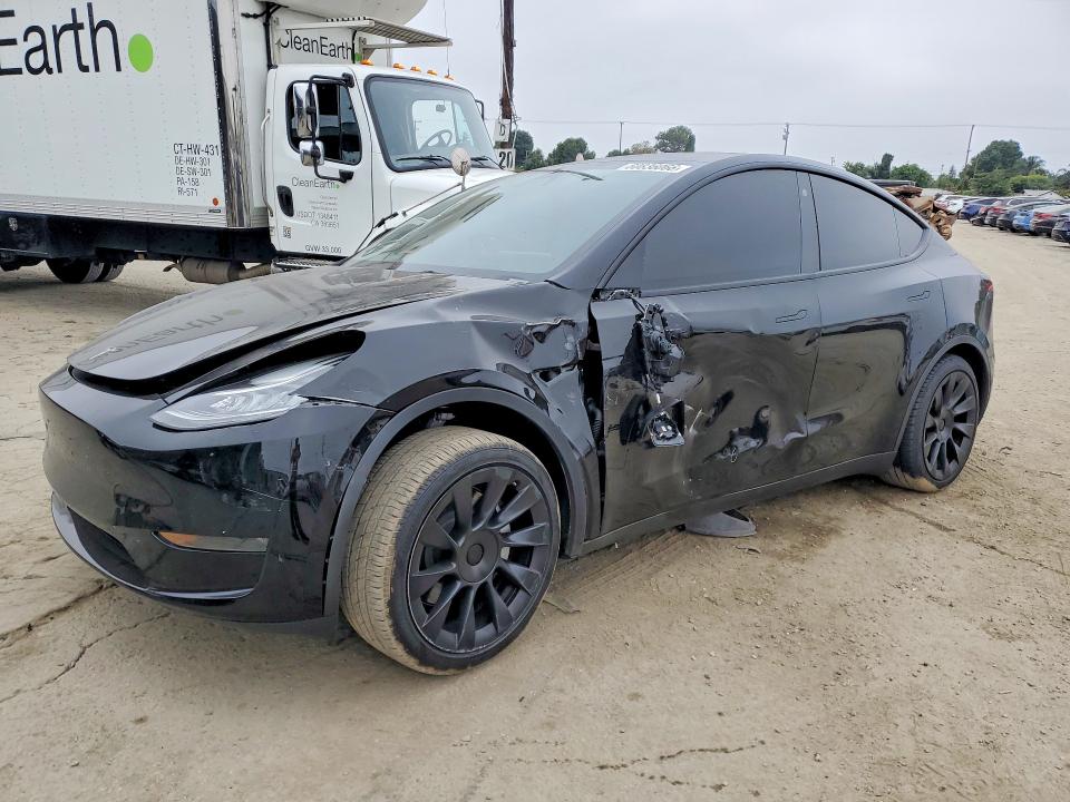 2023 Tesla Model y VIN 7SAYGDEE0PA109905 — COPART salvage auction photo