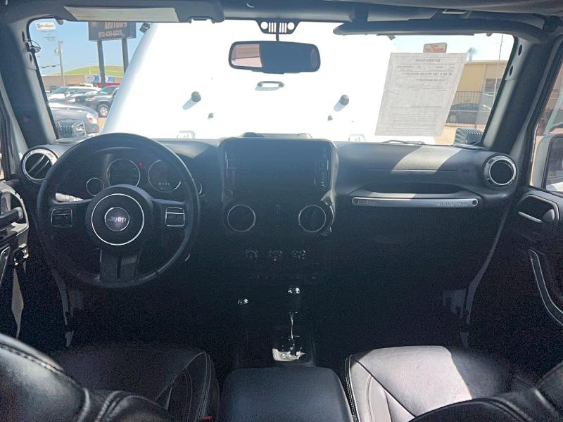 2015 Jeep Wrangler / VIN 1C4BJWFG3FL530855 COPART salvage auction — MINOR DENT/SCRATCHES, Tx - Certificate Of Title (P), sold $950 on 2026-07-27 (photo 9)