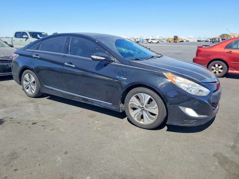 2013 Hyundai Sonata VIN KMHEC4A43DA076765 COPART salvage auction — MECHANICAL, Ca - Dis/Dlr/Exp Only Clean Title, sold $400 on 2026-07-27 (photo 4)