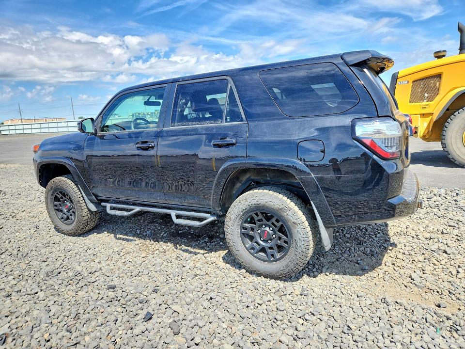 2016 Toyota 4runner VIN JTEBU5JR6G5395446 COPART salvage auction — NORMAL WEAR, Salvage Title, sold $14,100 on 2026-07-22 (photo 2)