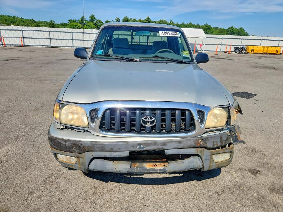 2001 Toyota Tacoma VIN 5TEWN72N61Z864033 COPART salvage auction — FRONT END, Me - Certificate Of Title, sold $400 on 2026-07-31 (photo 5)
