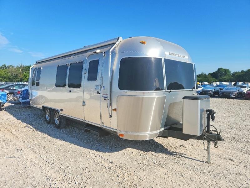 2008 Airstream Camper VIN 1STJFYM288J522184 — COPART salvage auction photo