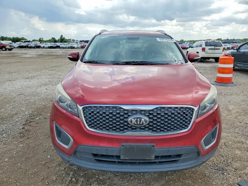 2018 Kia Sorento VIN 5XYPG4A35JG425039 COPART salvage auction — SIDE, TX - CERTIFICATE OF TITLE, sold $925 on 2026-07-16 (photo 5)