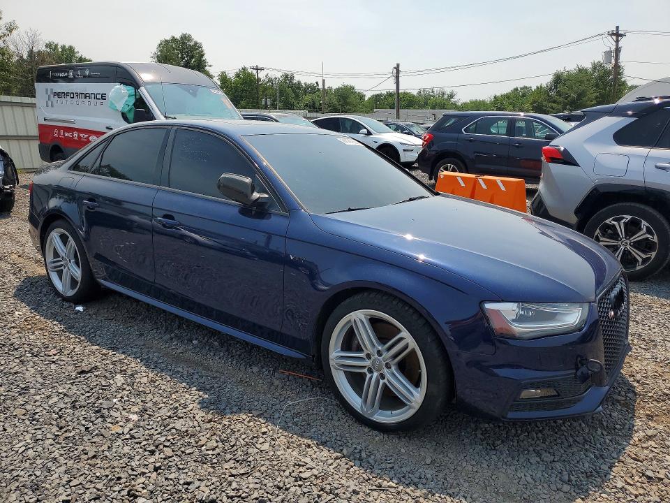 2014 Audi Rs4 VIN WAUKGAFL4EA061331 COPART salvage auction — WATER/FLOOD, Nj - Cert Of Title-Salvage Flood, sold $2,150 on 2026-07-31 (photo 4)