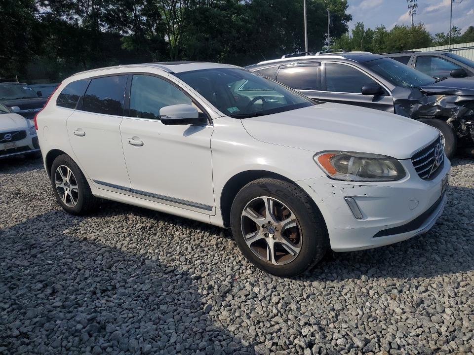 2015 Volvo Xc60 VIN YV4902RC8F2571598 COPART salvage auction — FRONT END, Ma - Certificate Of Title, sold $1,550 on 2026-07-23 (photo 4)