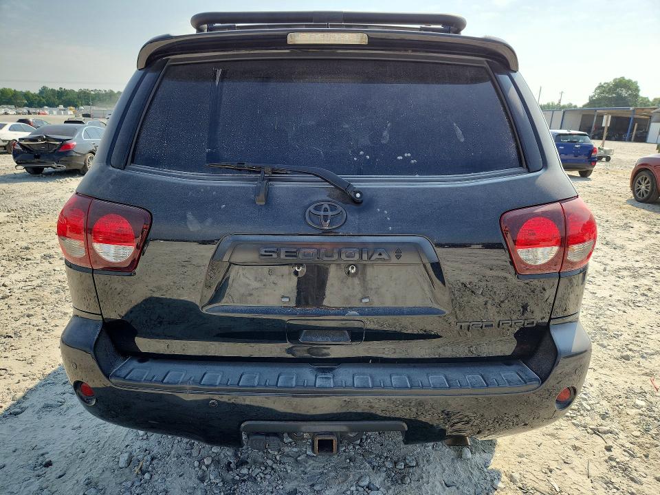 2020 Toyota Sequoia VIN 5TDBY5G12LS176823 COPART salvage auction — MINOR DENT/SCRATCHES, Ga - Certificate Of Title, sold $16,200 on 2026-07-13 (photo 6)