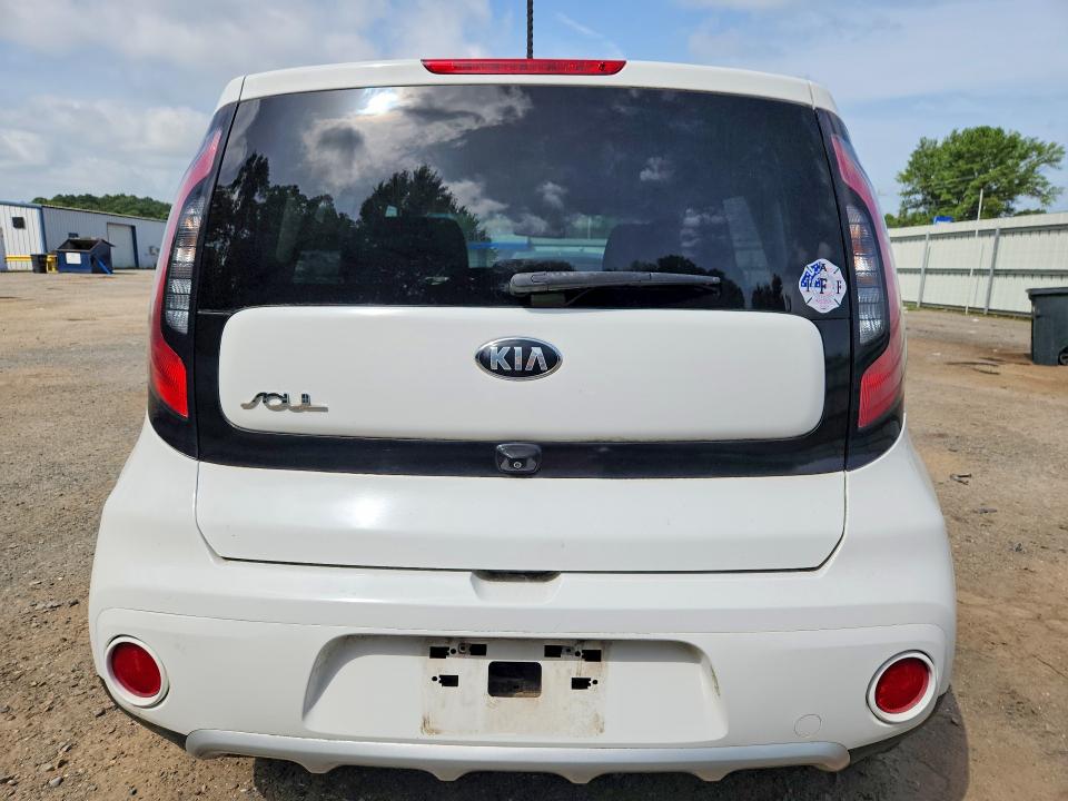 2018 Kia Soul VIN KNDJP3A58J7904120 COPART salvage auction — MINOR DENT/SCRATCHES, La - Certificate Of Title, sold $350 on 2026-07-30 (photo 6)