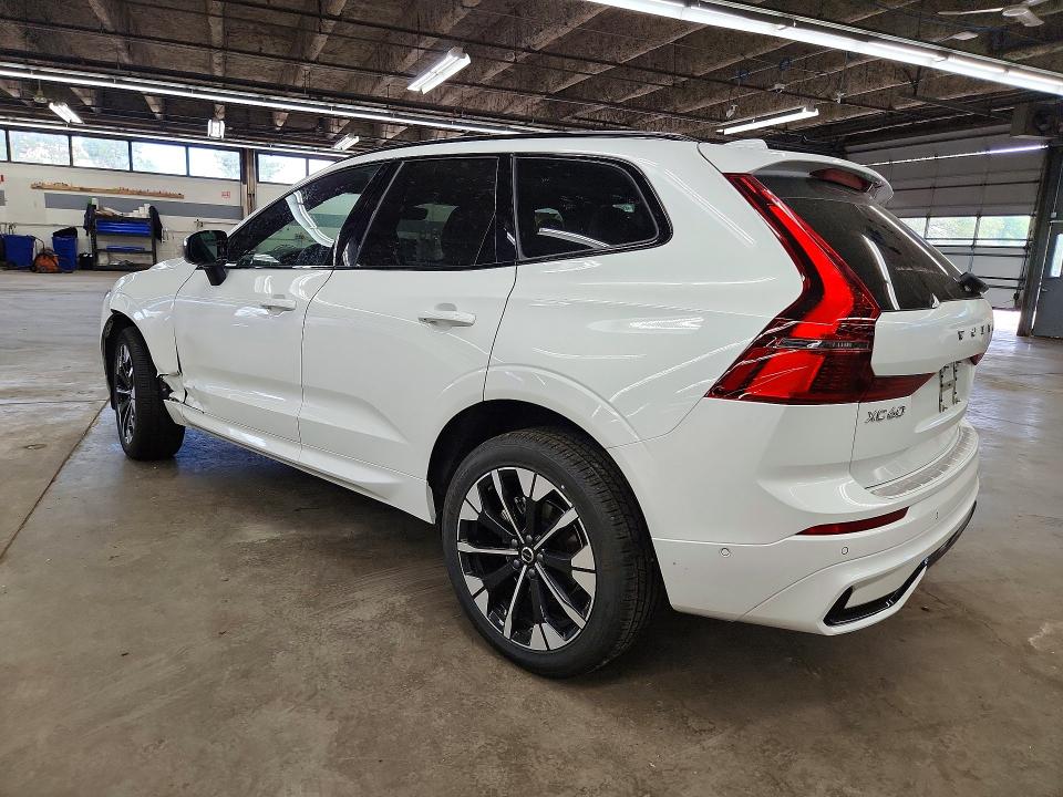 2026 Volvo Xc60 VIN YV4M12RC7T1464535 COPART salvage auction — FRONT END, Fl - Certificate Of Title, sold $17,400 on 2026-07-22 (photo 2)