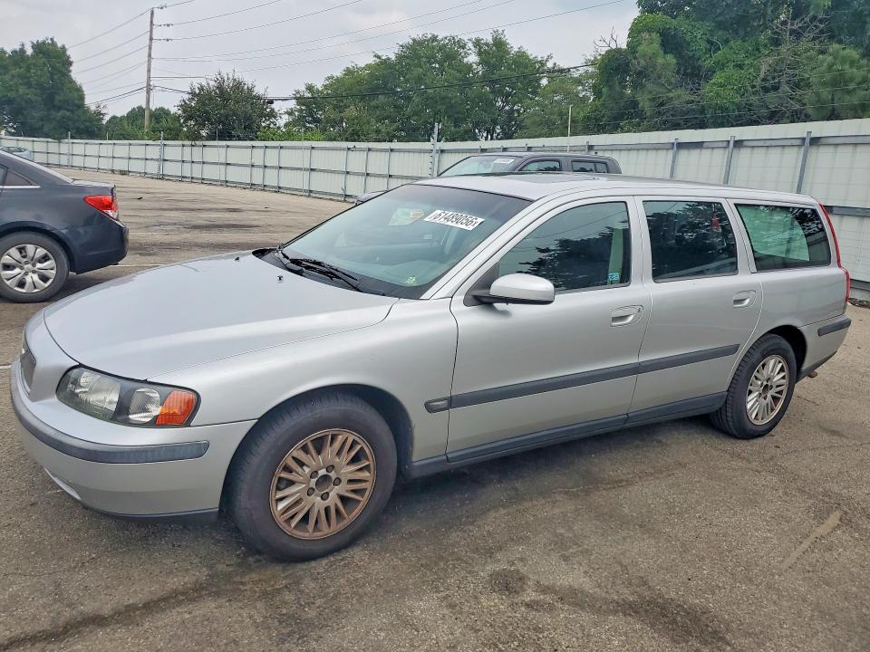 2004 Volvo V70 VIN YV1SW61T742399884 COPART salvage auction — BURN, OH - CERT OF TITLE-SALVAGE, sold $200 on 2026-07-31 (photo 1)