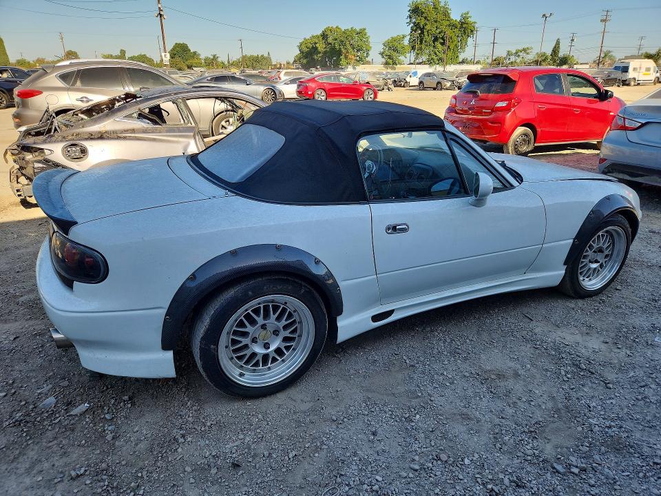 1997 Mazda Mx-5 miata VIN JM1NA3532V0725940 COPART salvage auction — REAR END, Ca - Salvage Certificate, sold $2,400 on 2026-07-27 (photo 3)