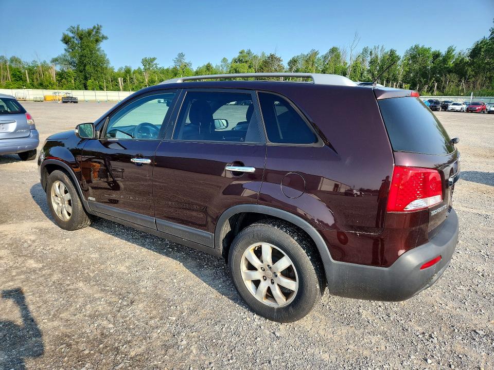 2011 Kia Sorento VIN 5XYKTCA17BG089975 COPART salvage auction — NORMAL WEAR, NY - CERTIFICATE OF TITLE, sold $450 on 2026-07-27 (photo 2)
