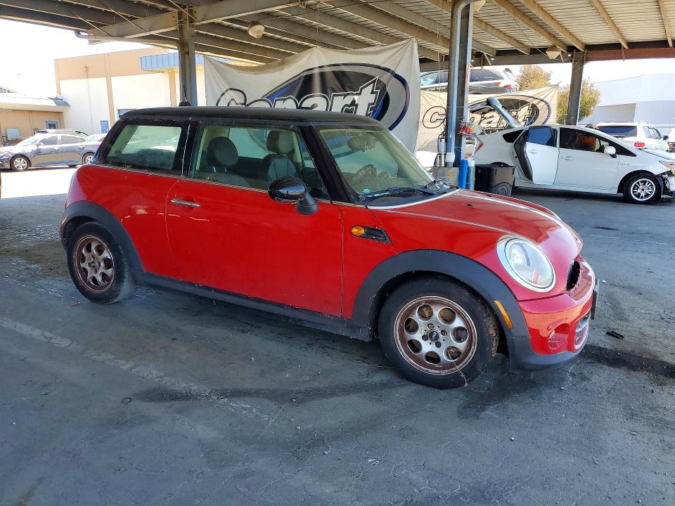 2013 Mini VIN WMWSU3C57DT680714 COPART salvage auction — FRONT END, Ca - Dis/Dlr/Exp Only Clean Title, sold $175 on 2026-07-28 (photo 4)
