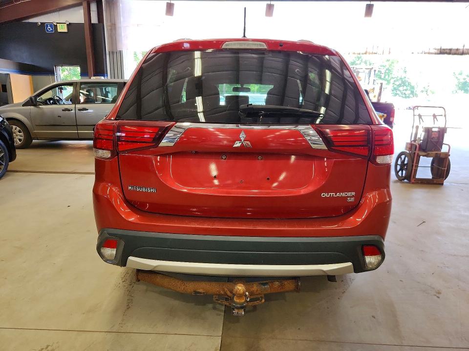 2016 Mitsubishi Outlander VIN JA4AZ3A30GZ064219 COPART salvage auction — MINOR DENT/SCRATCHES, Vt - Certificate Of Title (P), sold $3,850 on 2026-07-10 (photo 6)