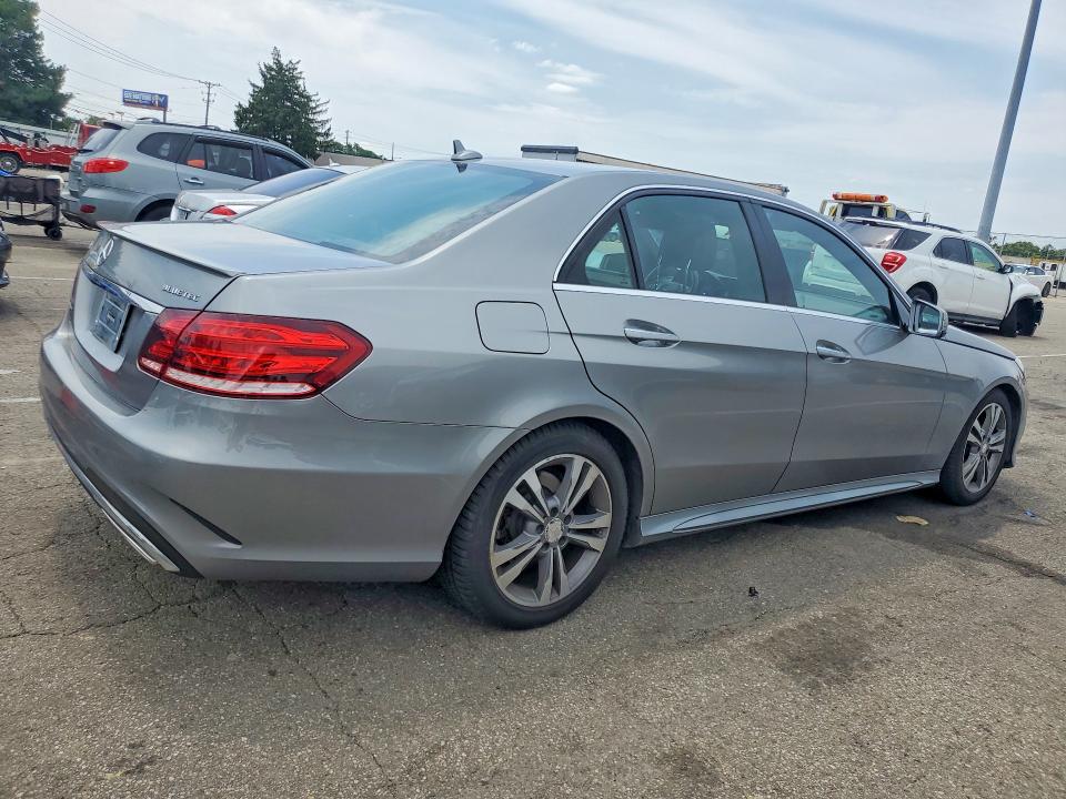 2014 Mercedes-benz VIN WDDHF9HB7EB016578 COPART salvage auction — MINOR DENT/SCRATCHES, Oh - Cert Of Title-Salvage, sold $4,900 on 2026-08-05 (photo 3)