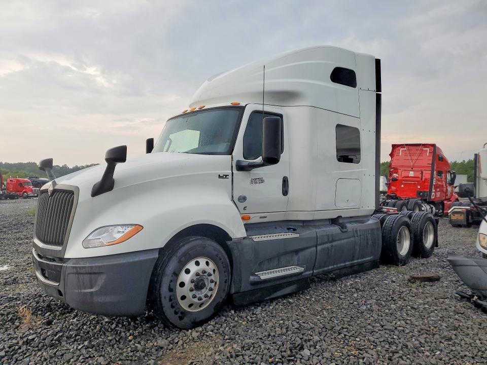 2021 International VIN 3HSDZAPR7MN820131 — COPART salvage auction photo