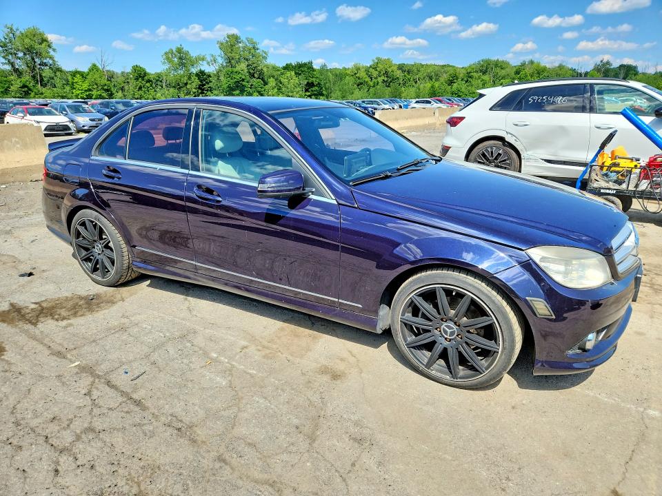 2010 Mercedes-benz C class VIN WDDGF8BB9AR124085 COPART salvage auction — MINOR DENT/SCRATCHES, NY - CERTIFICATE OF TITLE, sold $500 on 2026-07-19 (photo 4)