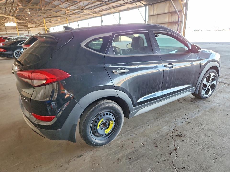 2017 Hyundai Tucson VIN KM8J33A23HU467992 COPART salvage auction — MINOR DENT/SCRATCHES, AZ - CERTIFICATE OF TITLE, sold $1,600 on 2026-07-29 (photo 3)
