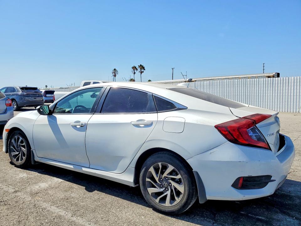 2018 Honda Civic VIN 19XFC2F75JE207235 COPART salvage auction — REAR END, Ca - Dis/Dlr/Exp Clean W/Salv Hist, sold $3,750 on 2026-08-07 (photo 2)