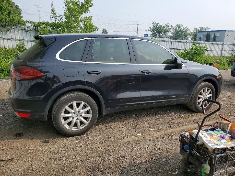 2013 Porsche Cayenne VIN WP1AA2A22DLA03577 COPART salvage auction — SIDE, On - Permit No Brand - Unfit, sold $1,600 on 2026-07-28 (photo 3)