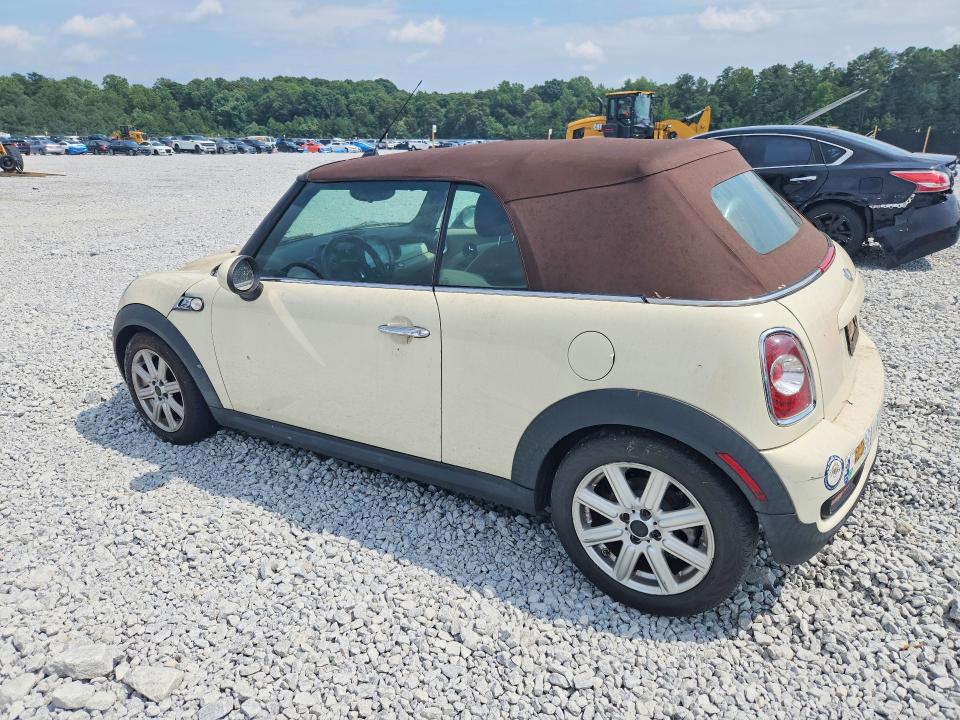 2011 Mini Cooper VIN WMWZP3C56BT249509 COPART salvage auction — NORMAL WEAR, Ga - Certificate Of Title, sold $575 on 2026-08-04 (photo 2)