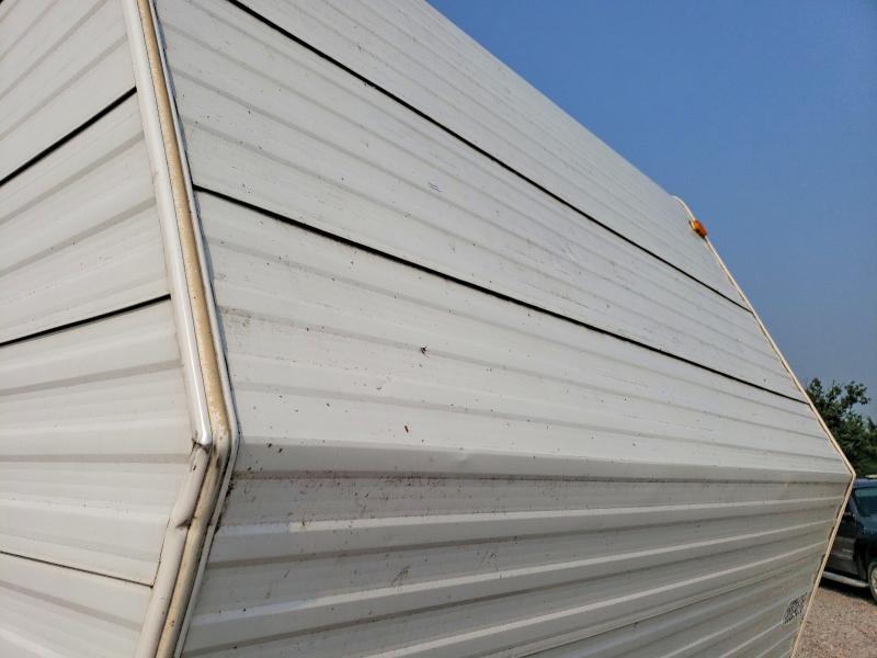 2002 Jayco jay VIN 1UJCJ02N725E20091 COPART salvage auction — HAIL, IA - CERT OF TITLE-PRIOR SALVAGE, sold $175 on 2026-09-15 (photo 9)