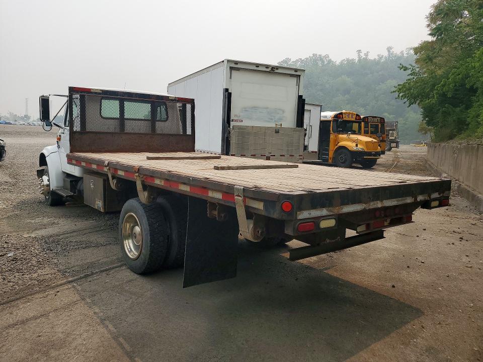 1999 International VIN 1HTSLABL8XH584515 COPART salvage auction — MINOR DENT/SCRATCHES, PA - CERT OF TITLE (P), sold $9,600 on 2026-08-31 (photo 2)