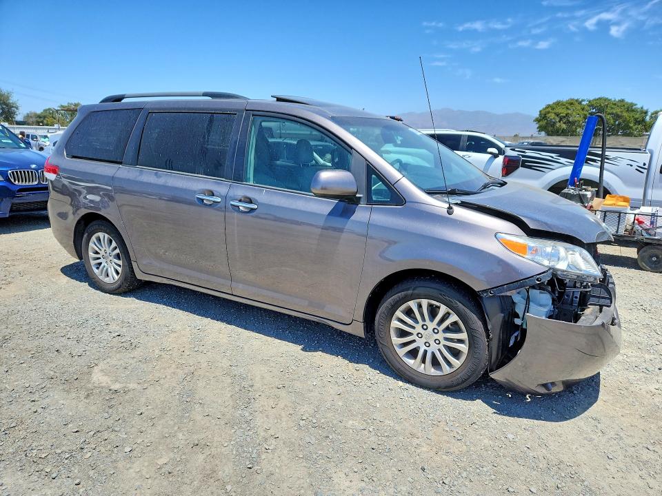 2014 Toyota Sienna VIN 5TDYK3DC8ES425246 COPART salvage auction — FRONT END, Ca - Salvage Certificate, sold $225 on 2026-07-21 (photo 4)