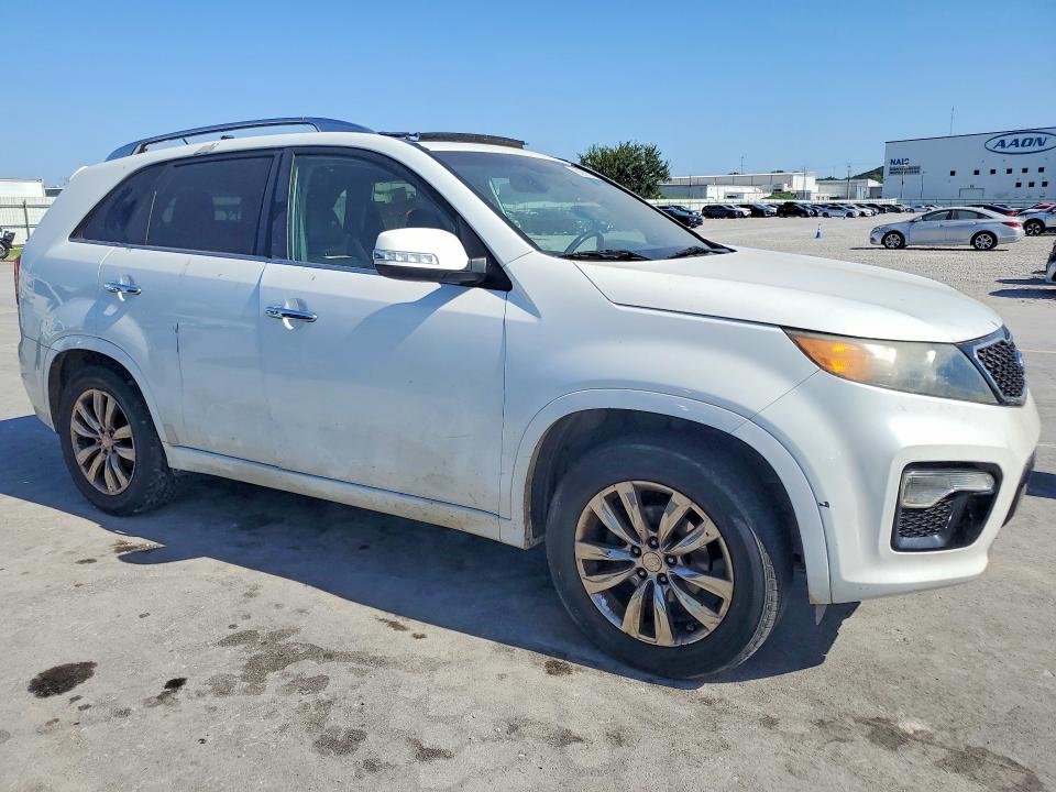 2013 Kia Sorento VIN 5XYKW4A2XDG384545 COPART salvage auction — FRONT END, Ok - Certificate Of Title, sold $1,250 on 2026-07-31 (photo 4)