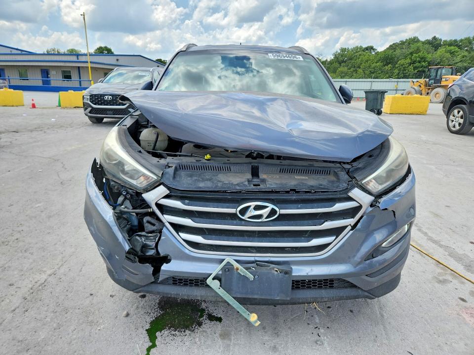 2017 Hyundai Tucson VIN KM8J3CA47HU350658 COPART salvage auction — FRONT END, Tn - Salvage Certificate, sold $650 on 2026-07-27 (photo 5)