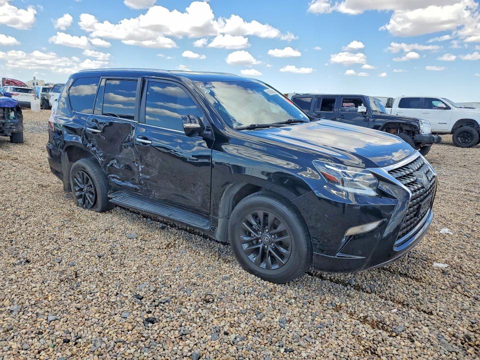 2020 Lexus Gx VIN JTJAM7BX6L5260788 COPART salvage auction — SIDE, Tx - Salvage Vehicle Title, sold $13,000 on 2026-08-25 (photo 4)