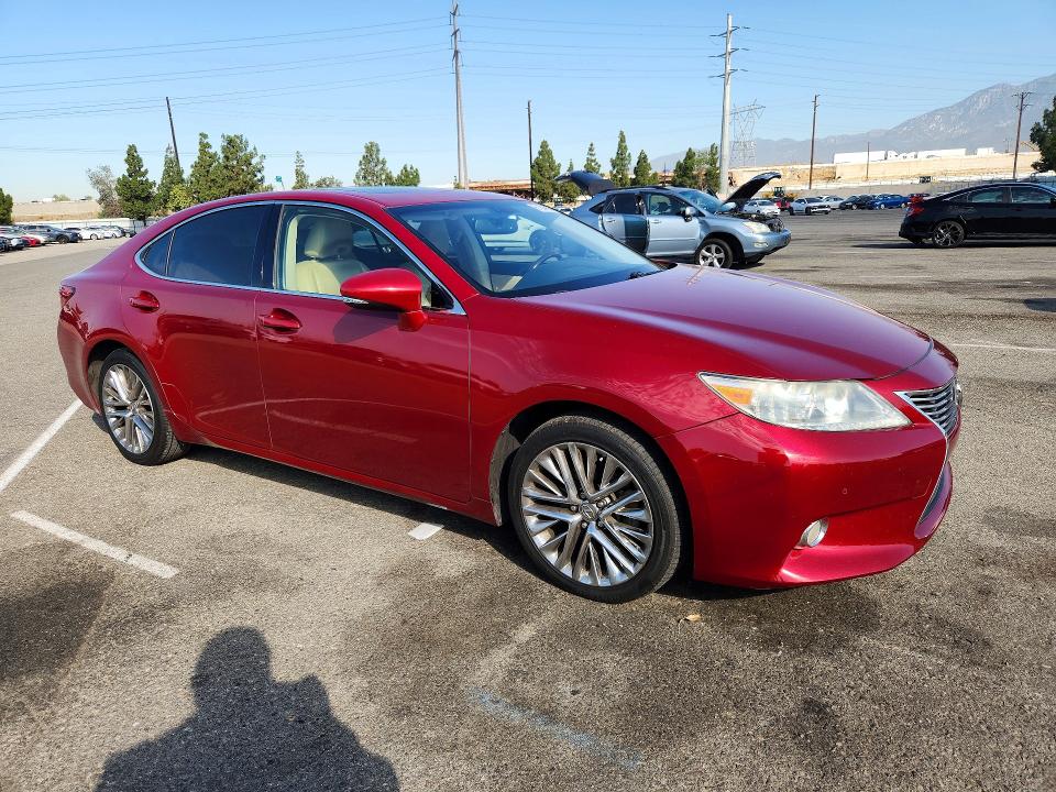 2013 Lexus ES VIN JTHBK1GG6D2012982 COPART salvage auction — REAR END, Ca - Salvage Certificate, sold $3,500 on 2026-08-02 (photo 4)