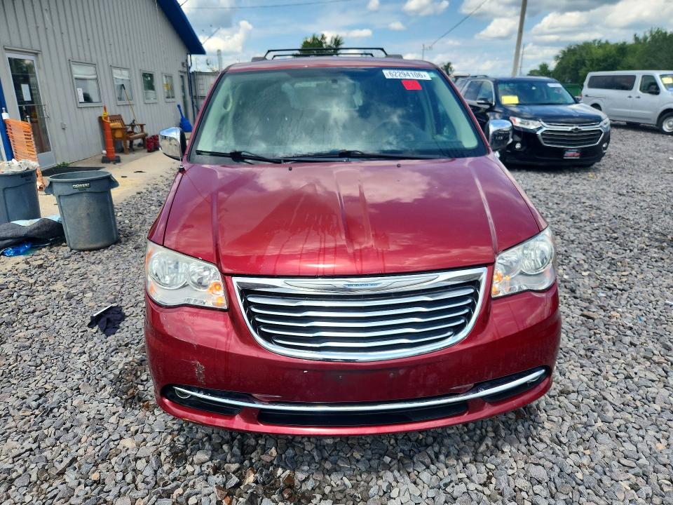 2015 Chrysler Voyager VIN 2C4RC1CGXFR574097 COPART salvage auction — FRONT END, Il - Salvage Certificate, sold $200 on 2026-08-24 (photo 5)