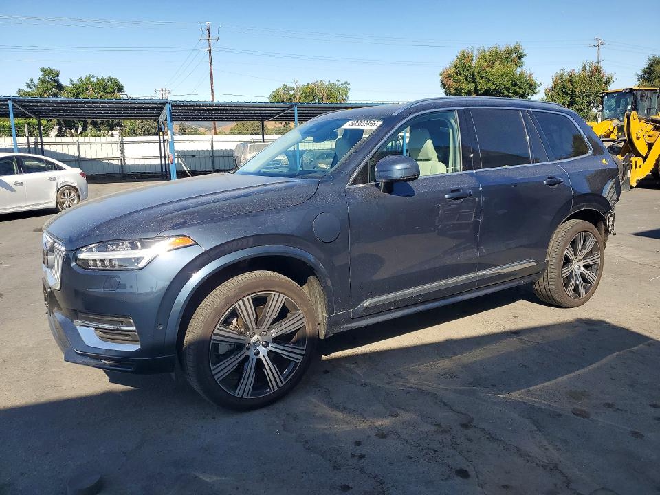 2025 Volvo Xc90 VIN YV4H60PF2S1309586 COPART salvage auction — REAR END, Ca - Salvage Certificate, sold $22,600 on 2026-08-06 (photo 1)