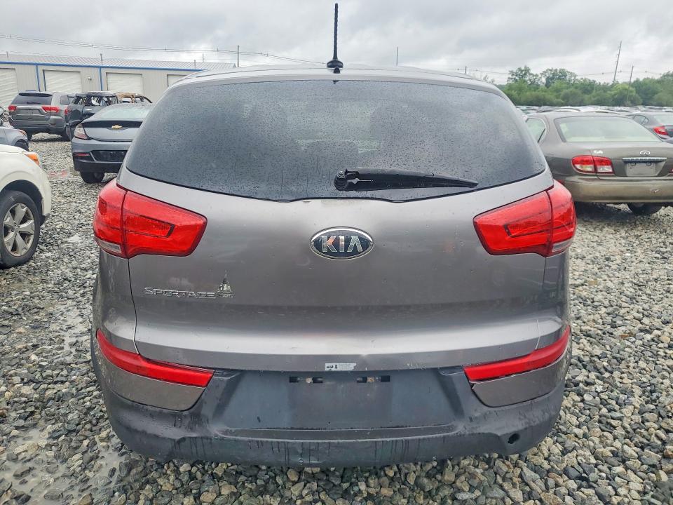 2016 Kia VIN KNDPBCAC8G7813302 COPART salvage auction — MINOR DENT/SCRATCHES, WV - CERTIFICATE OF TITLE, sold $2,150 on 2026-07-29 (photo 6)