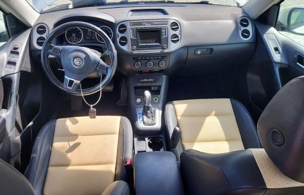 2016 Volkswagen Tiguan VIN WVGAV7AX0GW541420 COPART salvage auction — MECHANICAL, SC - CERTIFICATE OF TITLE, sold $1,400 on 2026-07-27 (photo 8)