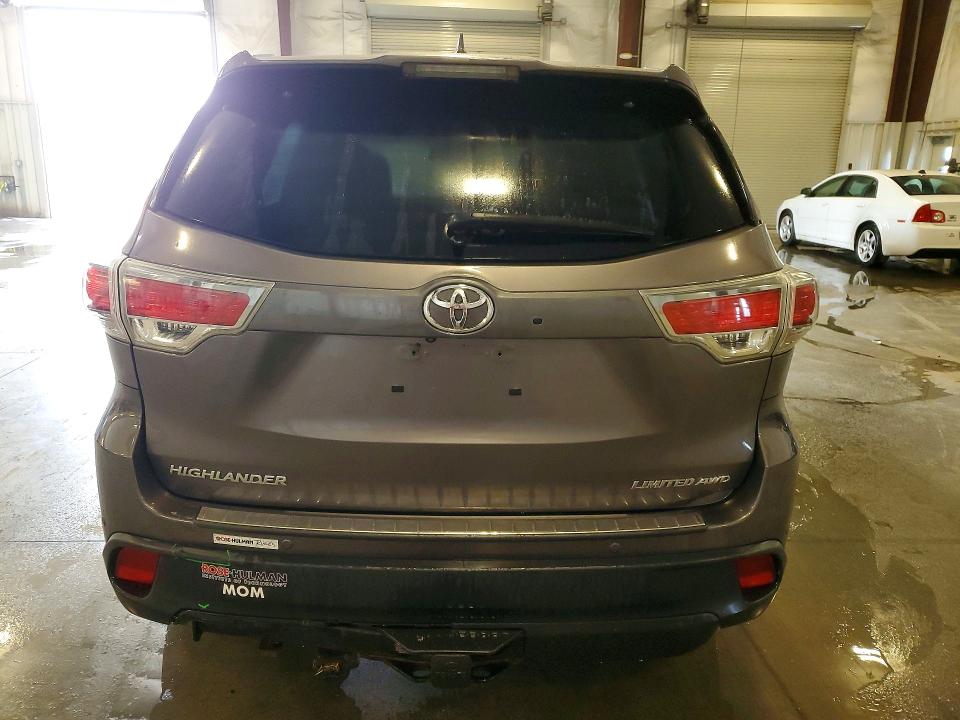 2015 Toyota Highlander VIN 5TDDKRFH4FS205873 COPART salvage auction — FRONT END, MN - CERT OF TITLE-SALVAGE, sold $675 on 2026-07-27 (photo 6)