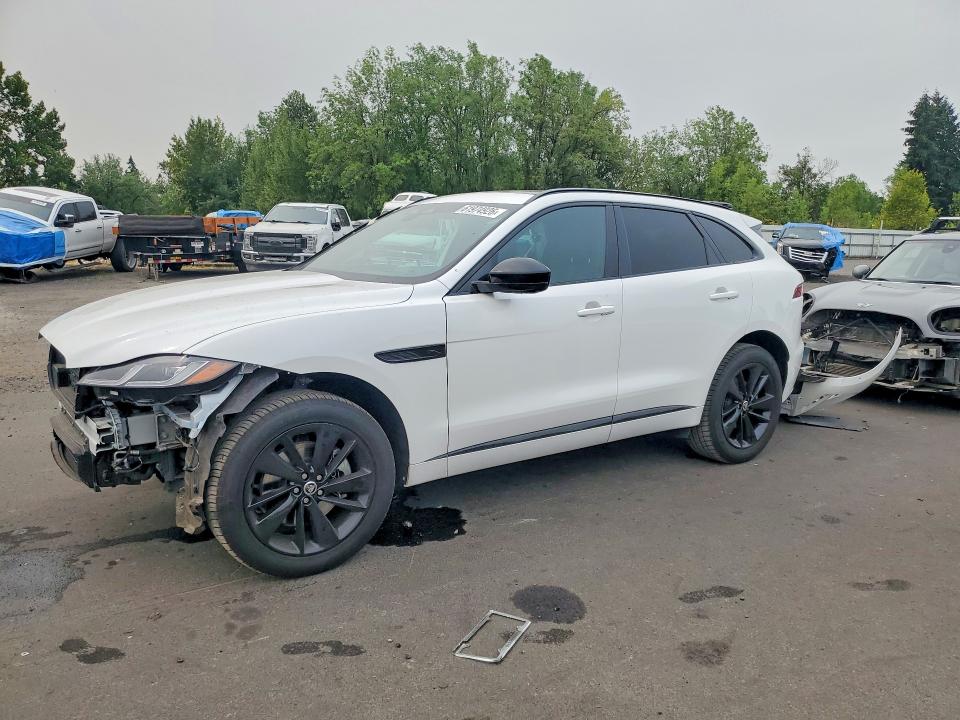 2025 Jaguar F-pace VIN SADCT2EX2SA747557 — COPART salvage auction photo