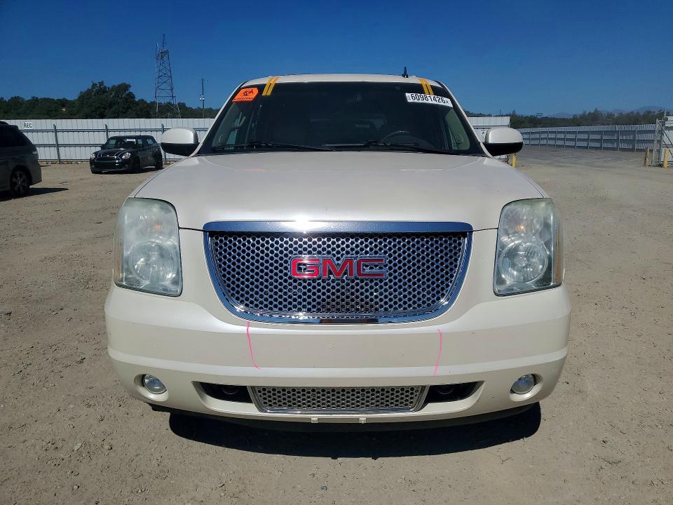 2011 Gmc Yukon VIN 1GKS2EEF3BR392262 COPART salvage auction — VANDALISM, Ca - Salvage Certificate, sold $675 on 2026-07-24 (photo 5)