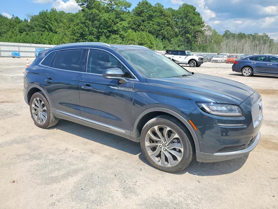 2023 Lincoln Nautilus VIN 2LMPJ6K99PBL14250 COPART salvage auction — SIDE, Sc - Cert Of Title-Salvage, sold $9,300 on 2026-09-02 (photo 4)