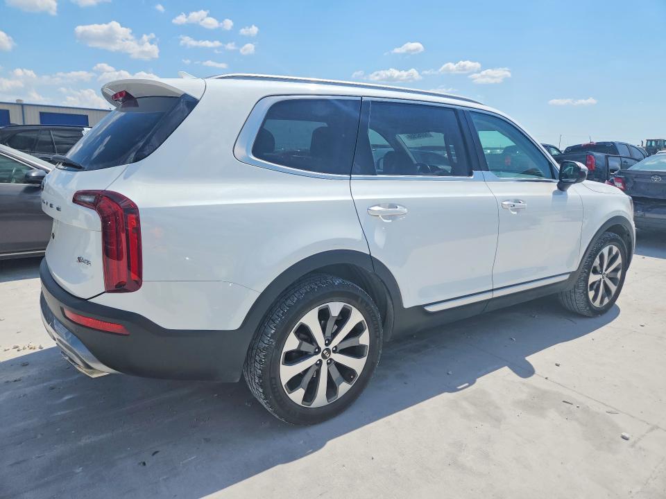 2020 Kia Telluride VIN 5XYP6DHC4LG058145 COPART salvage auction — NORMAL WEAR, TX - CERTIFICATE OF TITLE, sold $9,500 on 2026-07-10 (photo 3)