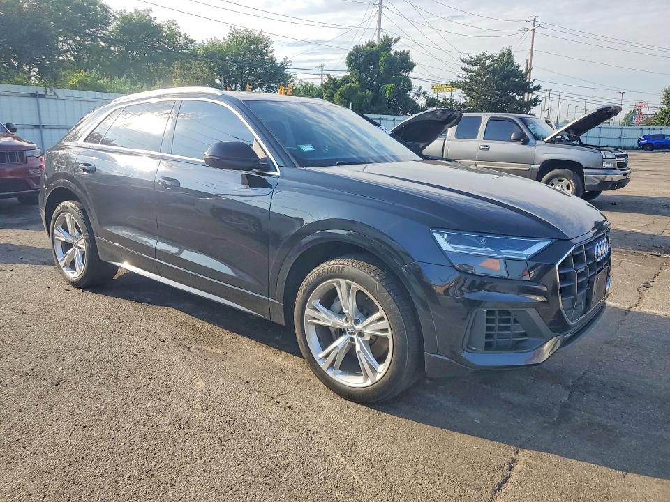 2019 Audi Q8 VIN WA1AVAF13KD011544 COPART salvage auction — MINOR DENT/SCRATCHES, Mt - Certificate Of Title (P), sold $16,500 on 2026-07-29 (photo 4)