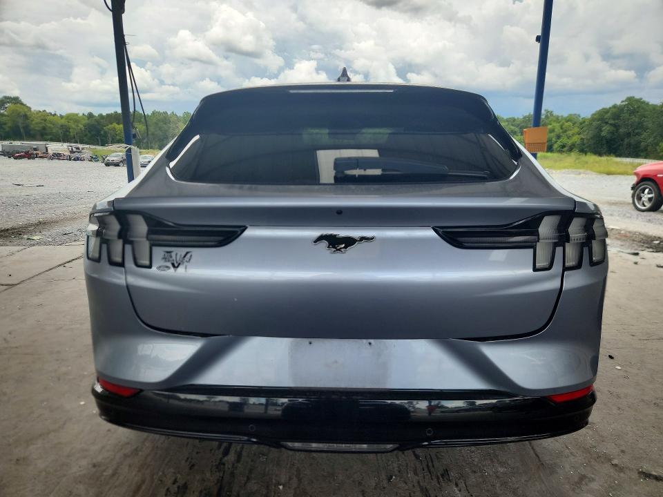 2022 Ford Mustang mach-e VIN 3FMTK3RM6NMA30649 COPART salvage auction — SIDE, Ga - Cert Of Title-Salvage, sold $9,400 on 2026-08-27 (photo 6)
