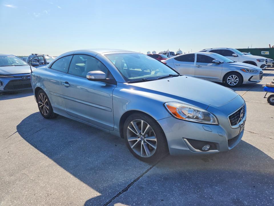 2013 Volvo C70 VIN YV1672MC2DJ136839 COPART salvage auction — MINOR DENT/SCRATCHES, La - Cert Of Title-Salvage, sold $550 on 2026-07-15 (photo 4)