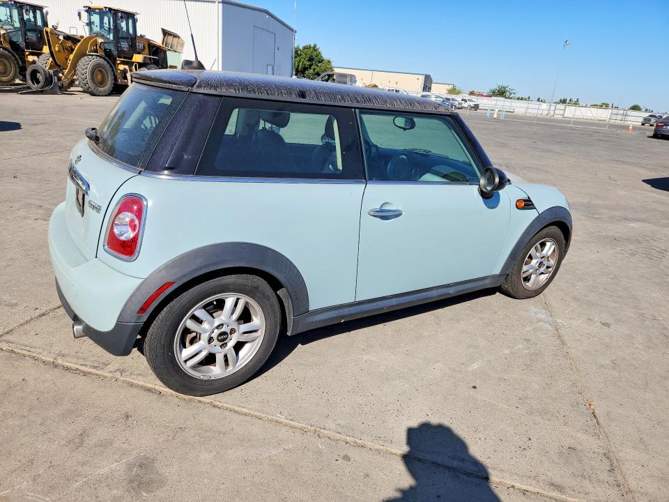 2013 Mini Cooper VIN WMWSU3C51DT692633 COPART salvage auction — REAR END, Ca - Salvage Certificate, sold $1,050 on 2026-08-10 (photo 3)
