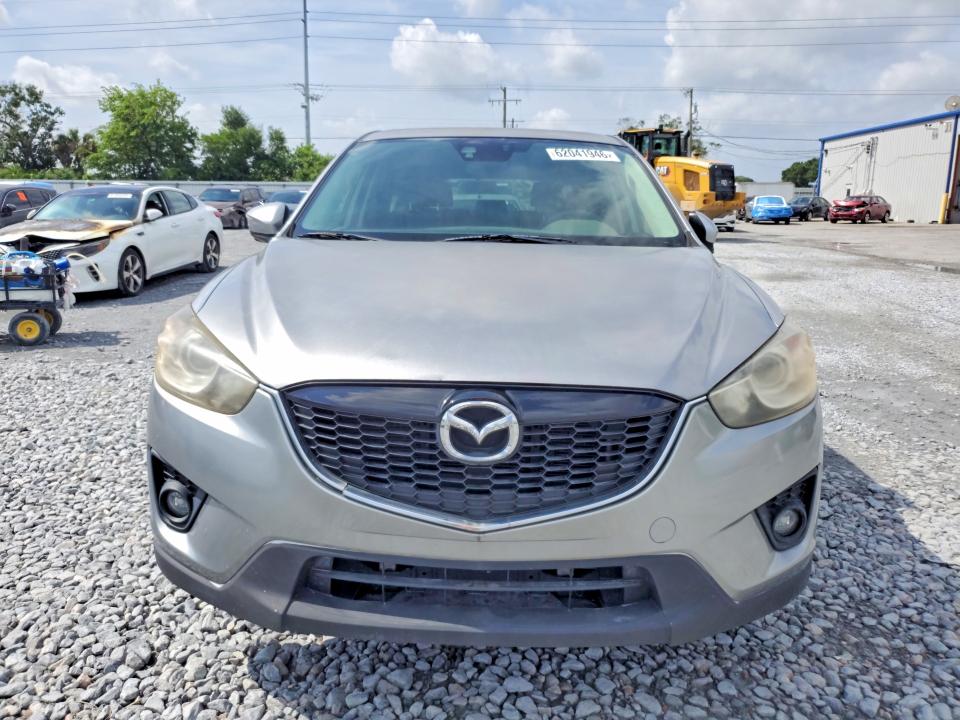 2015 Mazda Cx-5 VIN JM3KE4DY4F0550934 COPART salvage auction — MINOR DENT/SCRATCHES, Fl - Certificate Of Title (P), sold $2,750 on 2026-07-27 (photo 5)