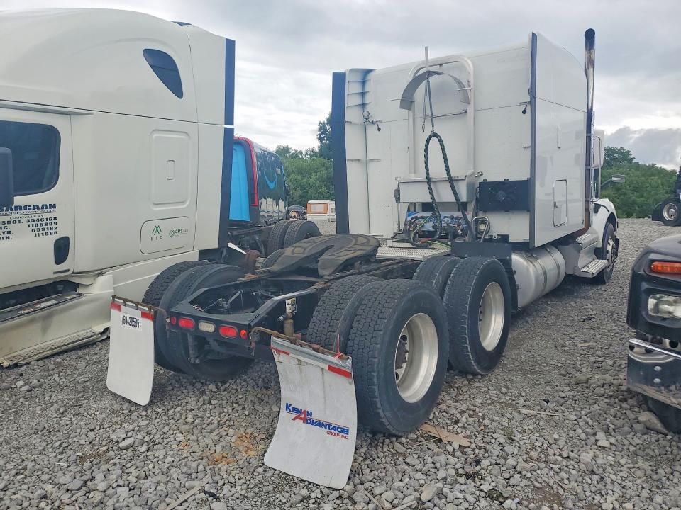 2021 Peterbilt 579 VIN 1XPBDP9X8MD646390 COPART salvage auction — FRONT END, OH - CERTIFICATE OF TITLE, sold $5,800 on 2026-09-05 (photo 3)