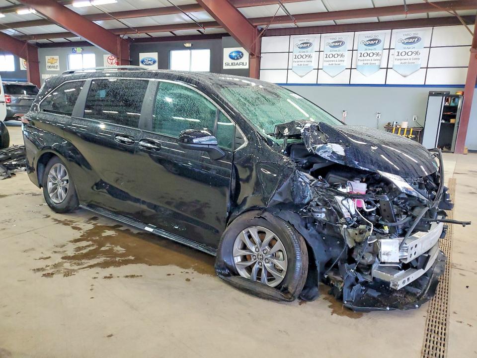 2026 Toyota Sienna VIN 5TDYRKEC0TS293021 COPART salvage auction — FRONT END, FL - CERT OF TITLE SLVG REBUILDABLE (P), sold $14,300 on 2026-07-08 (photo 4)