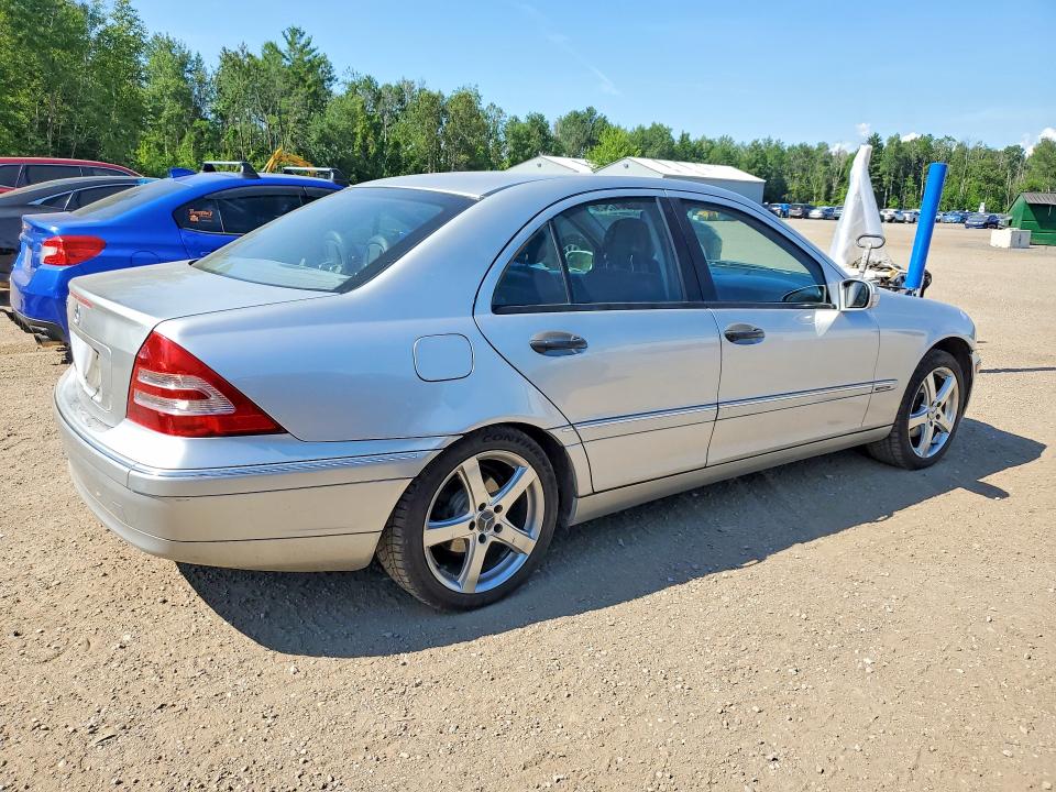 2002 Mercedes-benz C class VIN WDBRF61J02F164332 COPART salvage auction — FRONT END, On - Permit No Brand - Unfit, sold $350 on 2026-08-18 (photo 3)