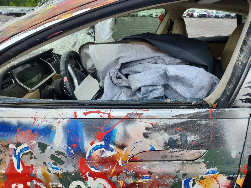 2012 Tesla Model s VIN 5YJSA1CP0CFP02233 COPART salvage auction — VANDALISM, Ny - Certificate Of Title, sold $225 on 2026-08-03 (photo 7)